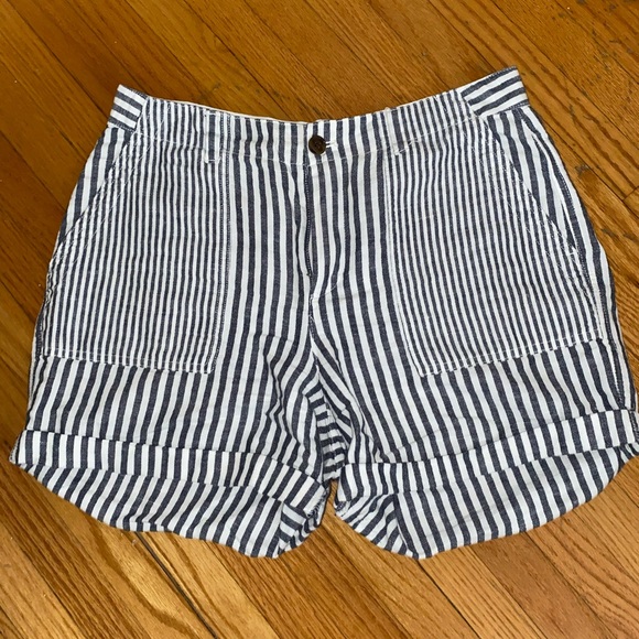 GAP Girlfriend Chino Short blue/white stripped - Picture 1 of 4